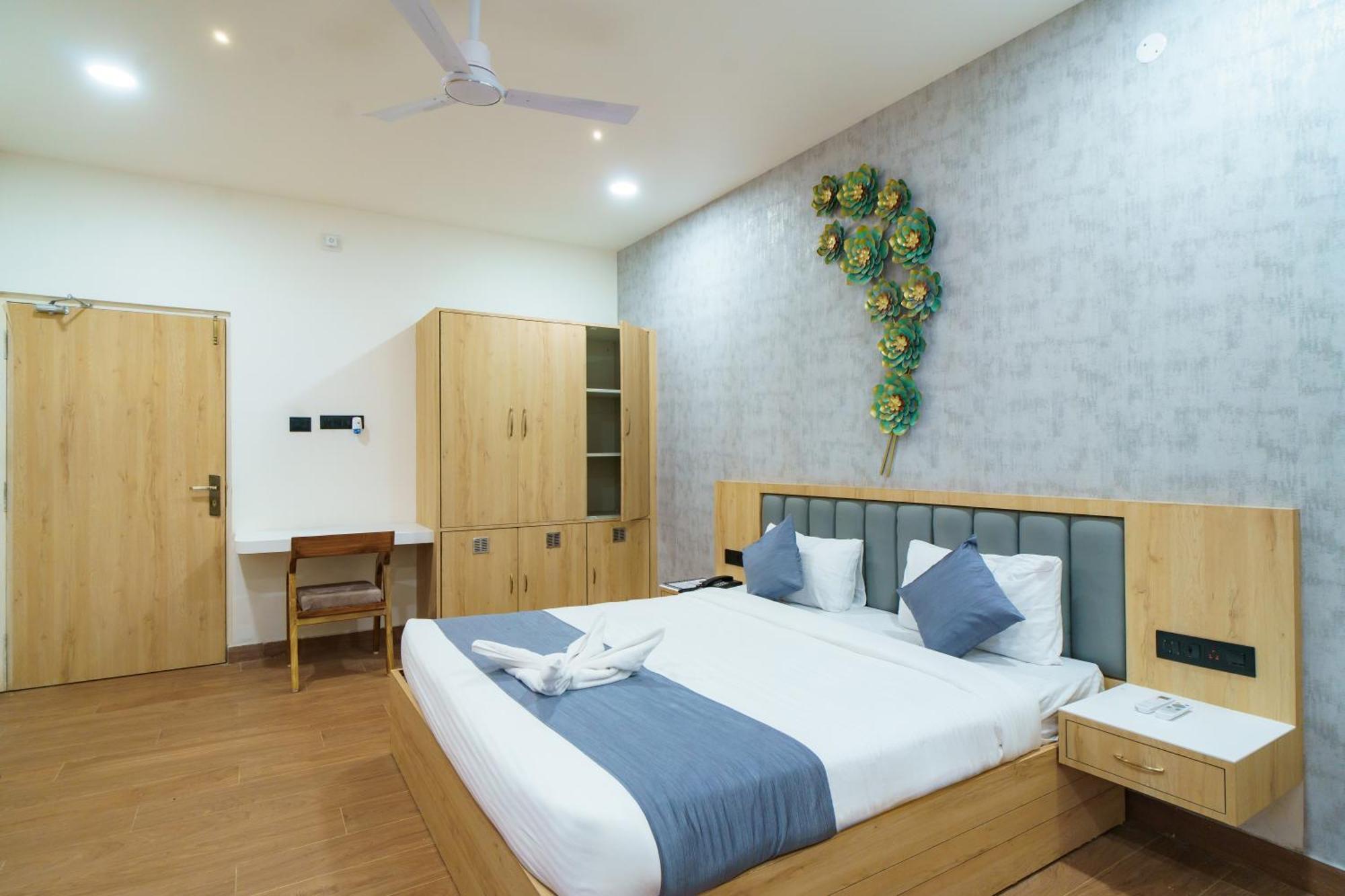 Satyabhama Inn Pathara Exteriér fotografie