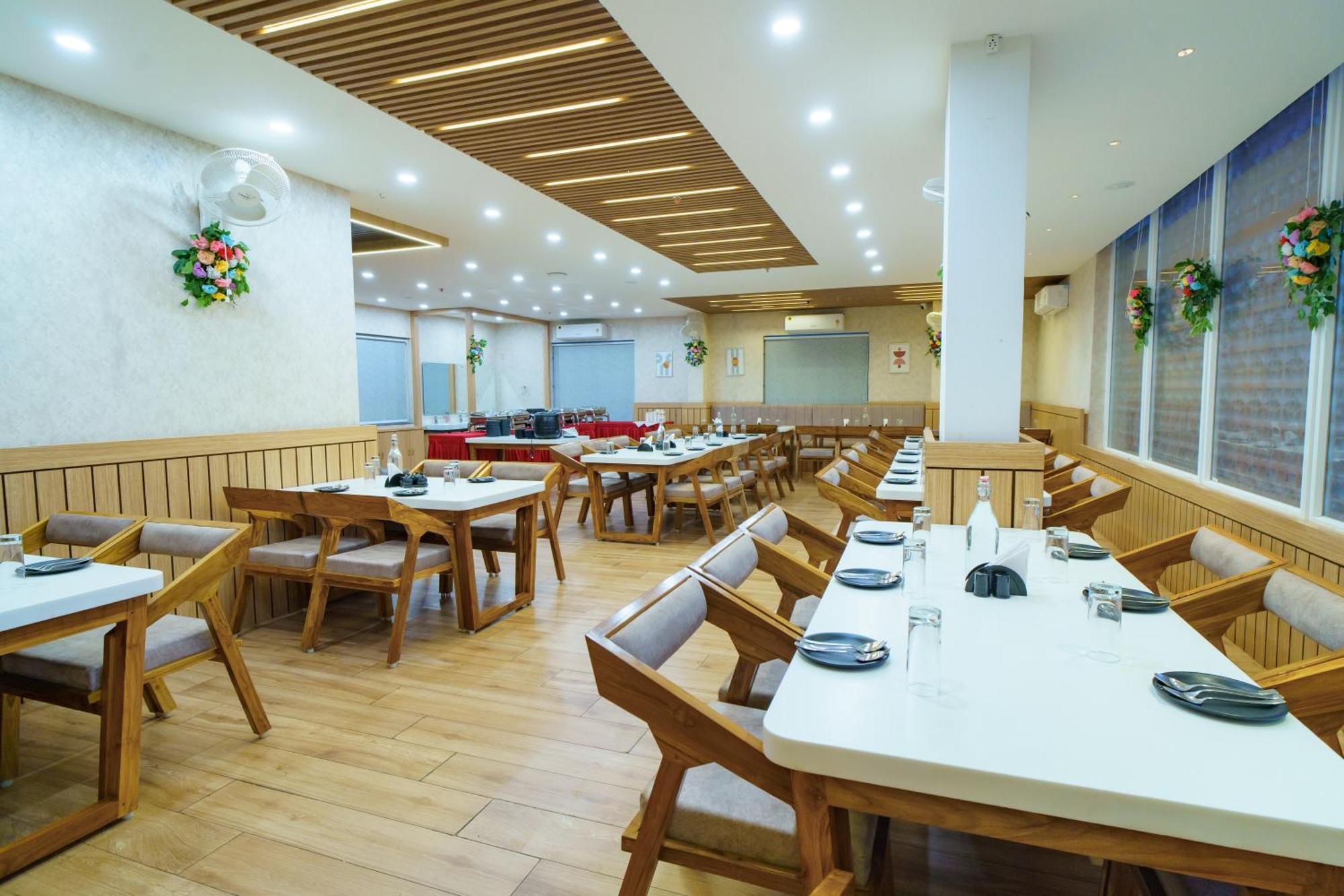 Satyabhama Inn Pathara Exteriér fotografie